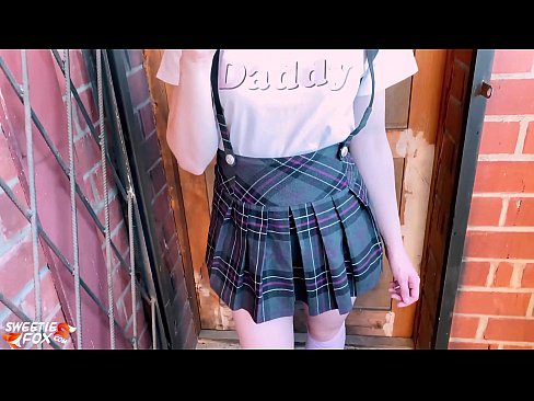 ❤️ Nxënëse thith karin e saj thellë dhe qihet në vend të klasave. Video porno në sq.freepornhdonlinegay.ru ❌️