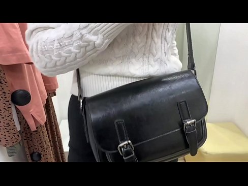 ❤️ Masturbim publik i kurvës së re FeralBerry me një dildo në dhomën e montimit Video porno në sq.freepornhdonlinegay.ru ❌️